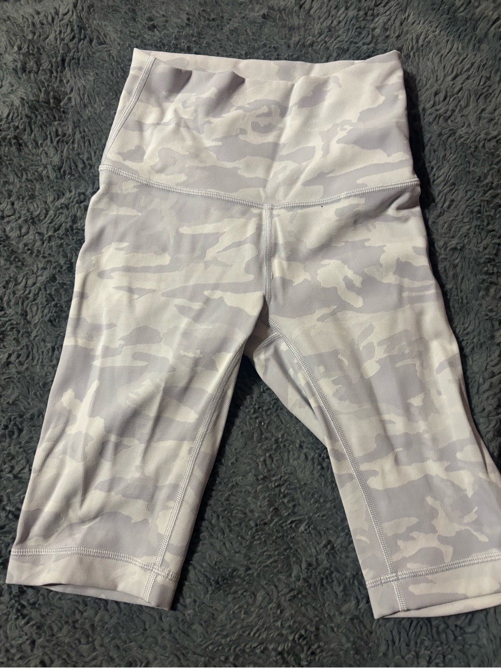 Lululemon bikers, size 2